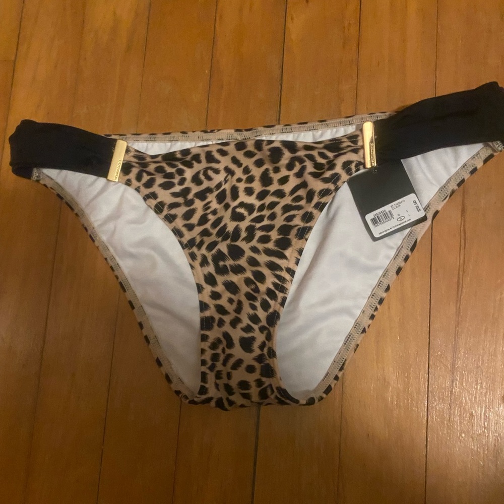 Victoria Secret cheetah bikini bottoms NWT Sz M